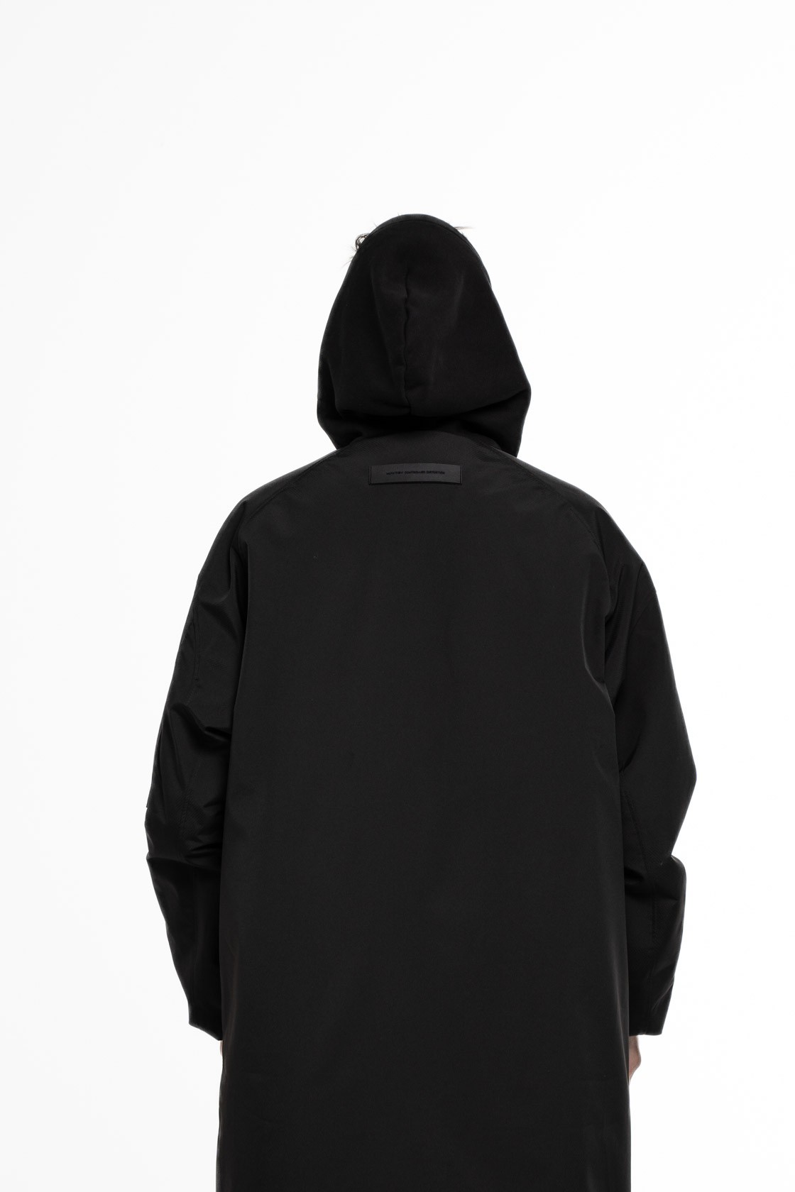Задний ракурс /+капюшон/